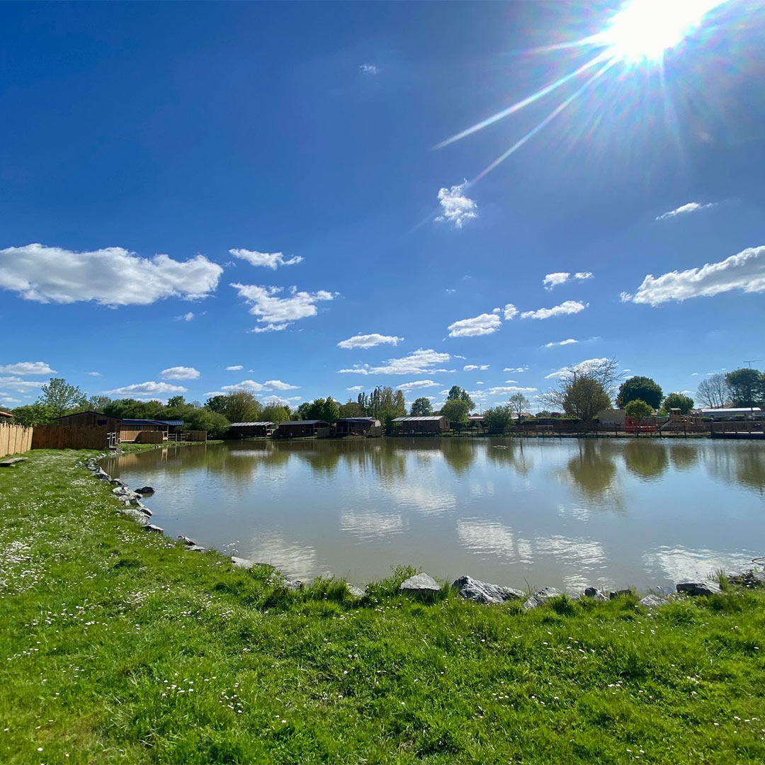 etang camping la motte