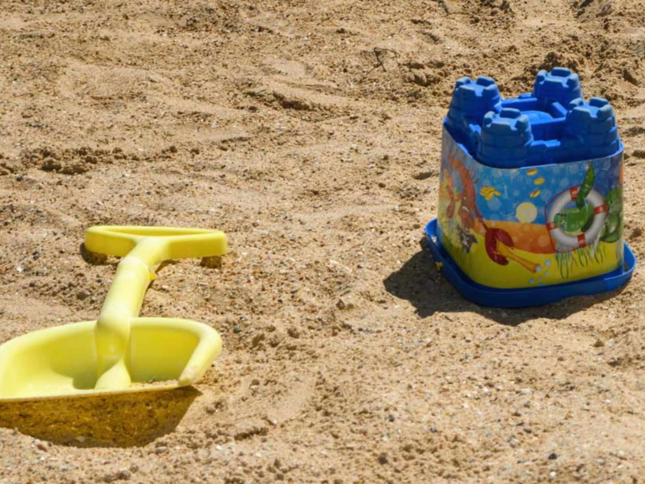 bac a sable aire de jeux camping puy du fou